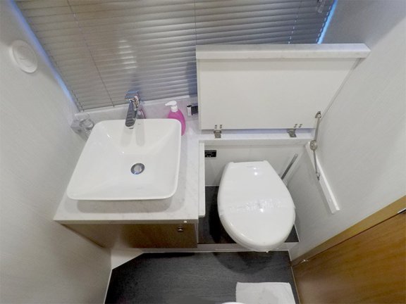 Image of Get Lucky yacht #21