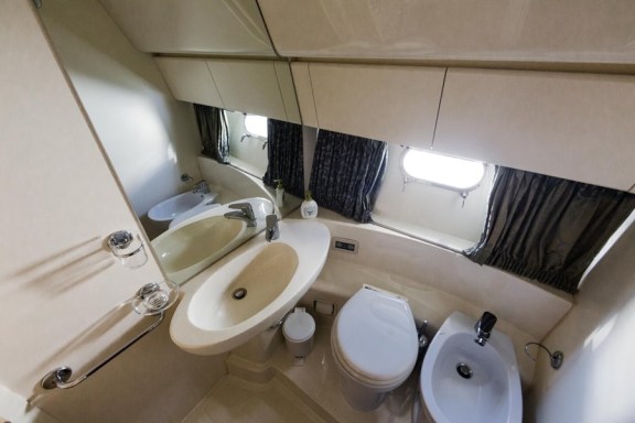 Image of Bluebell yacht #11