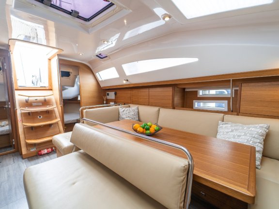 Image of Ciao Ragazza yacht #9