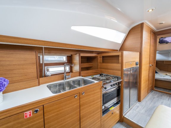 Image of Ciao Ragazza yacht #10