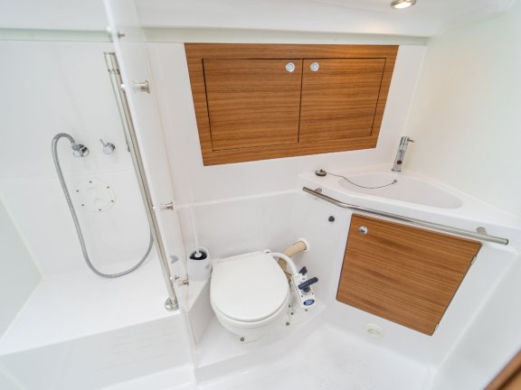 Image of Ciao Ragazza yacht #17