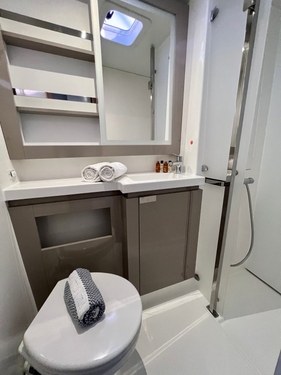 Image of Sea Energy III yacht #19