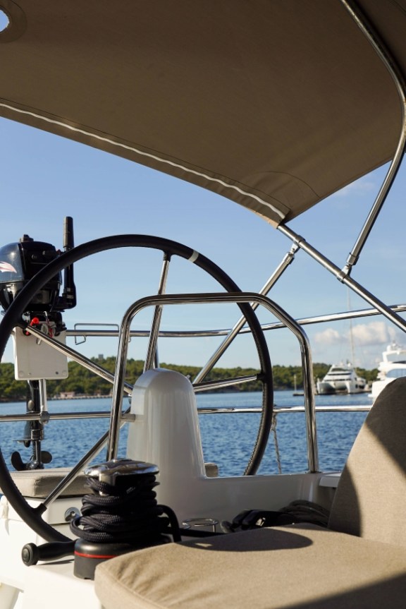 Image of Uri yacht #11