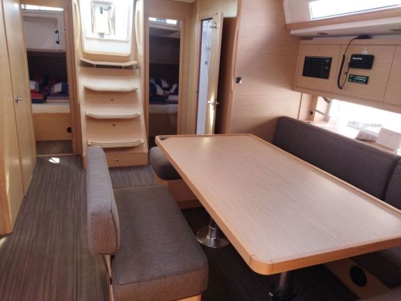 Image of Shooting Star yacht #16