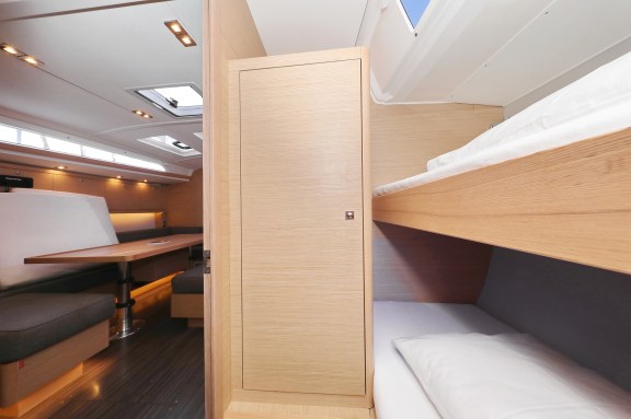 Image of Shooting Star yacht #28