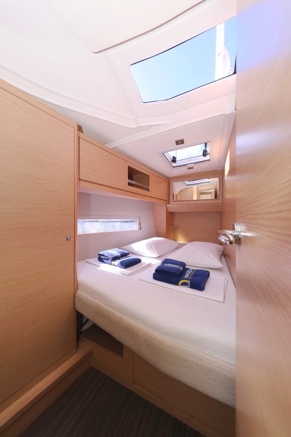 Image of Shooting Star yacht #31