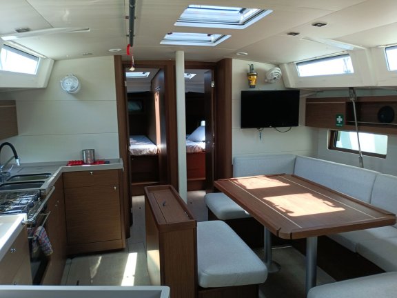 Image of Zoe yacht #5