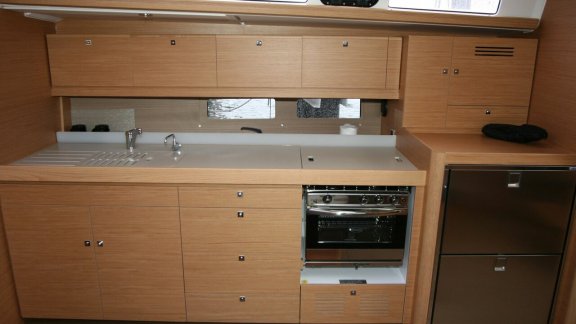 Image of Harvey yacht #13