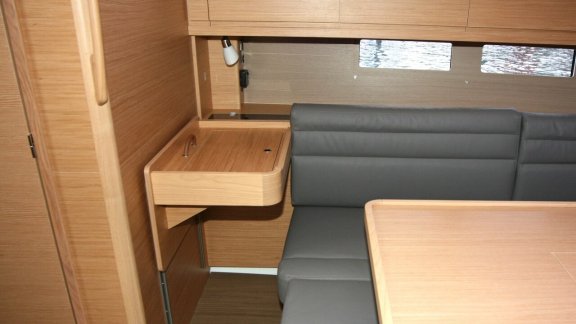 Image of Harvey yacht #14