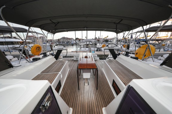 Image of Chill Course yacht #10