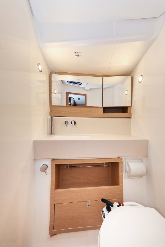 Image of Chill Course yacht #36