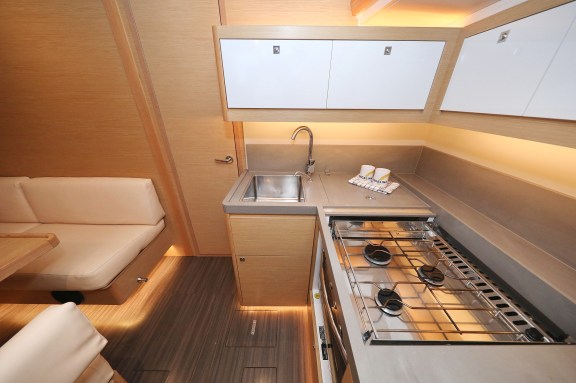 Image of Chill Course yacht #44