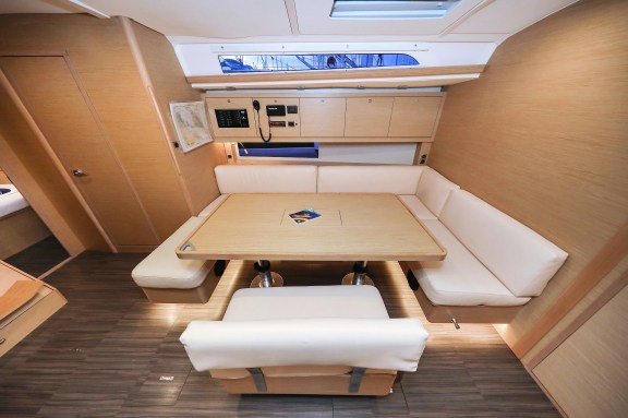 Image of Chill Course yacht #47