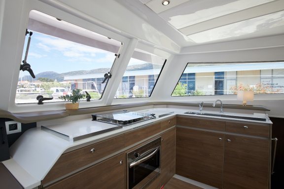 Image of Meme yacht #10