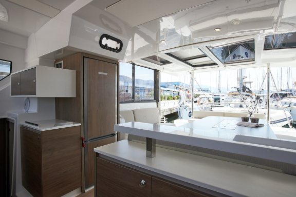 Image of Meme yacht #12