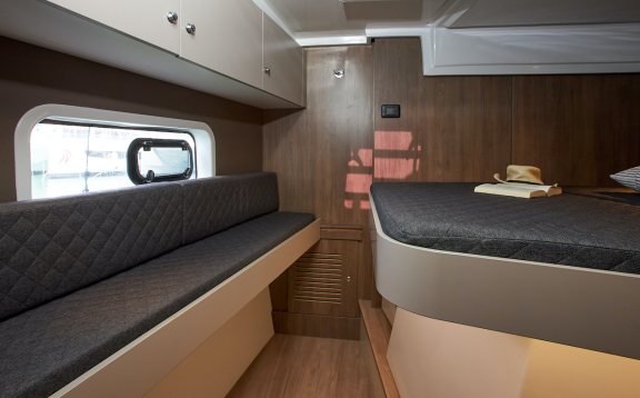 Image of Meme yacht #19