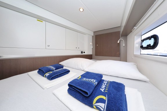 Image of Hubble yacht #23