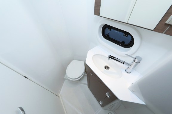 Image of Hubble yacht #36