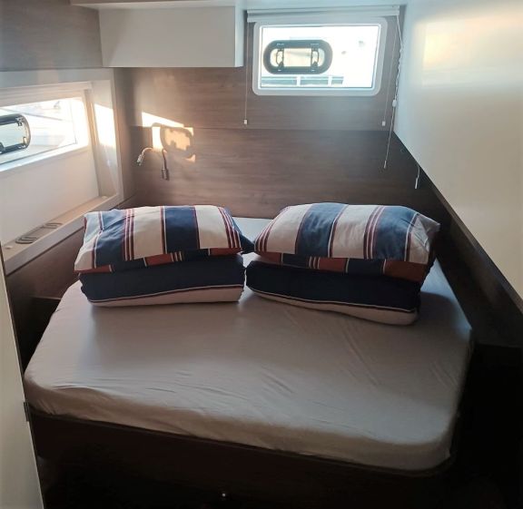 Image of James Webb yacht #19