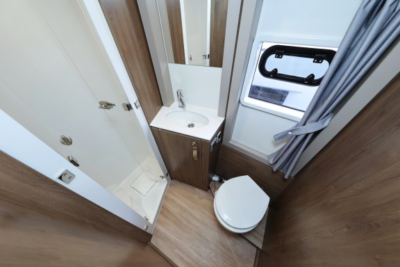 Image of James Webb yacht #29