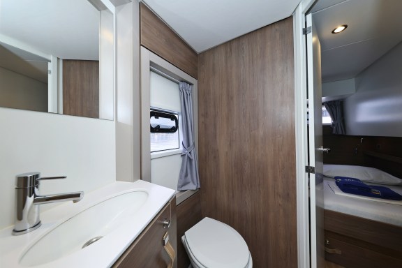 Image of James Webb yacht #35