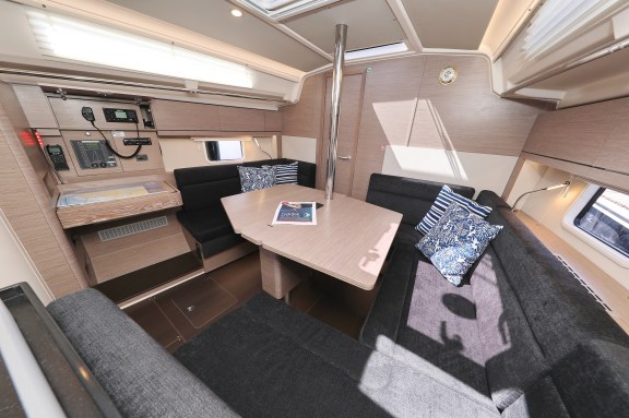 Image of Smiley yacht #7