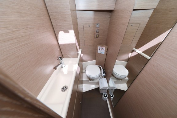 Image of Smiley yacht #18