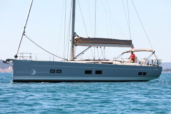 Image of Hot Stuff yacht #7