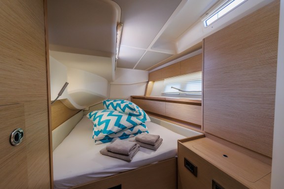 Image of Mischief yacht #21