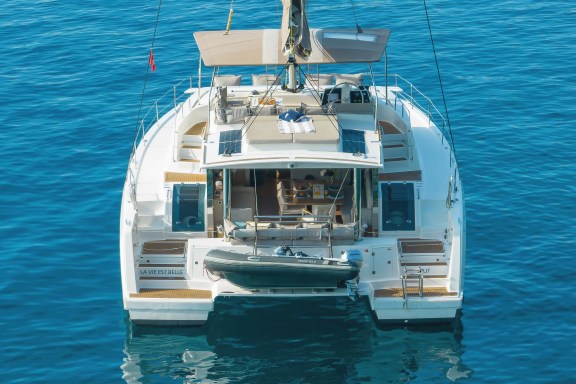 Image of La Vie Est Belle yacht #5