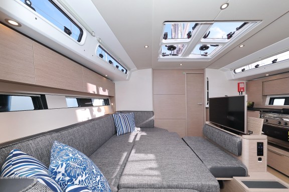 Image of Chrisphi yacht #16