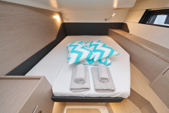 Image of Chrisphi yacht #18