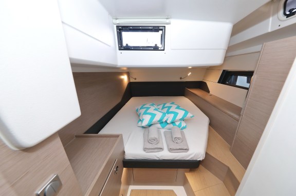 Image of Chrisphi yacht #17