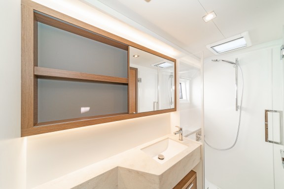 Image of Reina (ONLY SKIPPERED) yacht #9