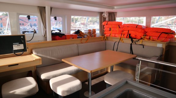 Image of Philea yacht #16