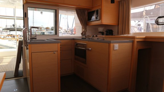 Image of Philea yacht #17