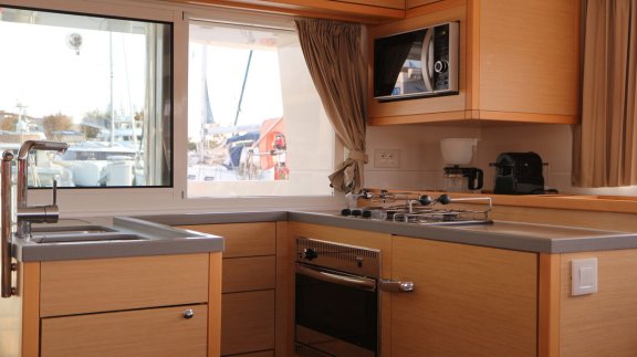 Image of Philea yacht #18