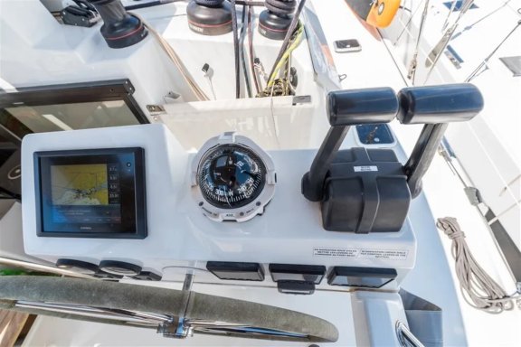 Image of Sunshine Reggae yacht #3