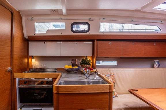 Image of Smile Planet yacht #5