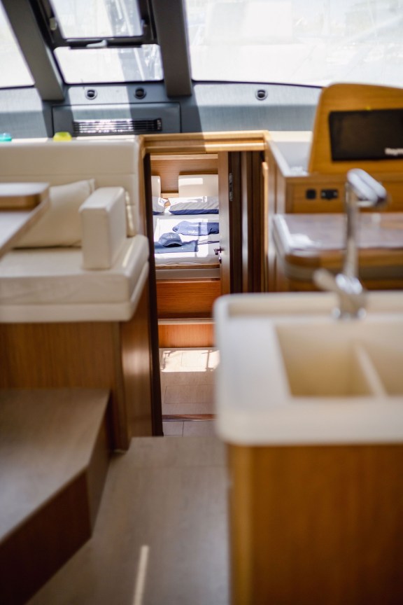 Image of Adventuro yacht #20