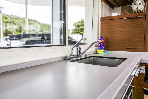 Image of Bahia Real yacht #13