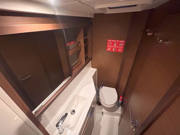 Image of LUMIERE yacht #11