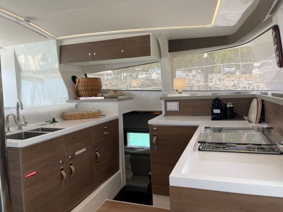 Image of QUEEN LIZZY yacht #7