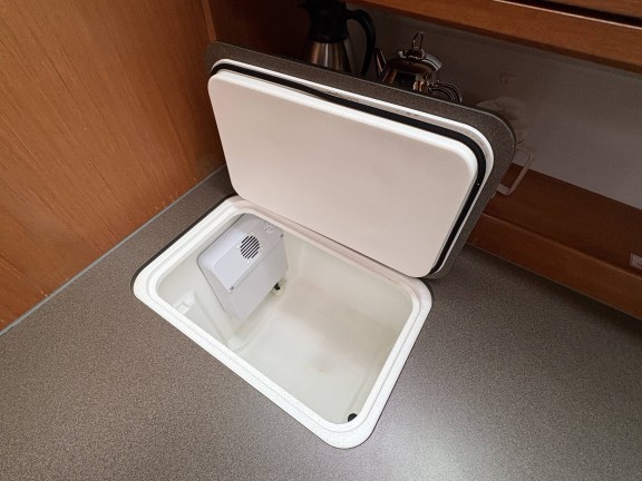 Image of Sail Betelgeuse yacht #13