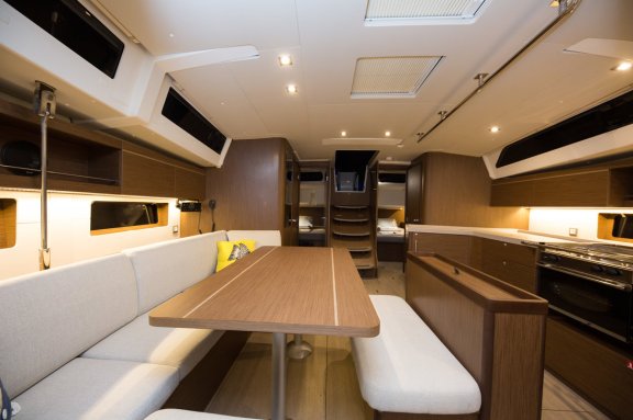 Image of Lostis yacht #6