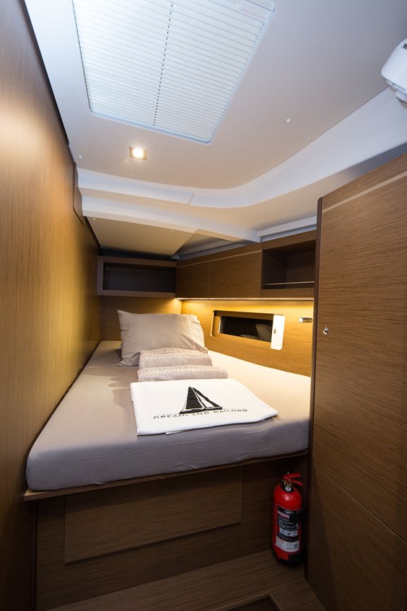 Image of Lostis yacht #10