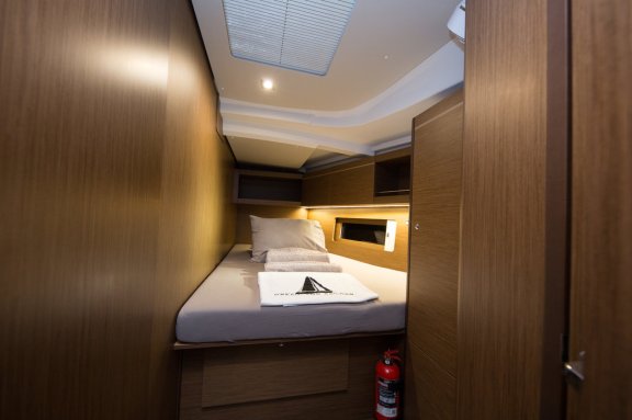 Image of Lostis yacht #12