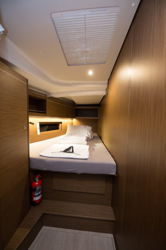 Image of Lostis yacht #8