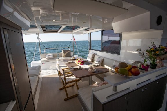 Image of Jupiter yacht #7