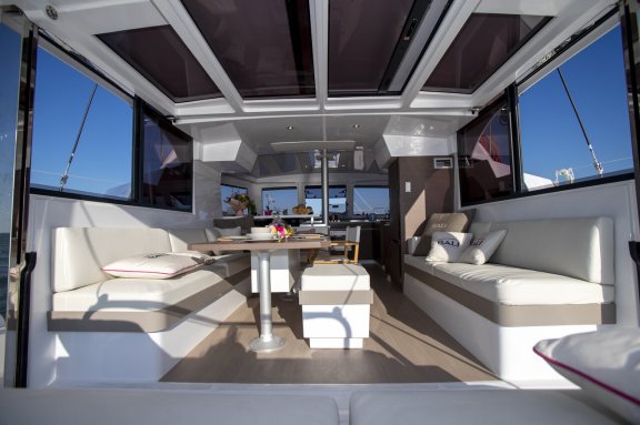 Image of Jupiter yacht #8